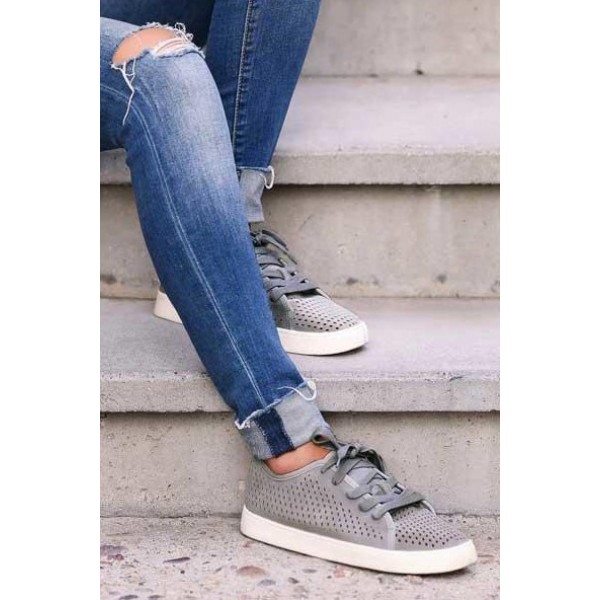 Breathable Hole Lace Up Round Toe Flat Sneakers