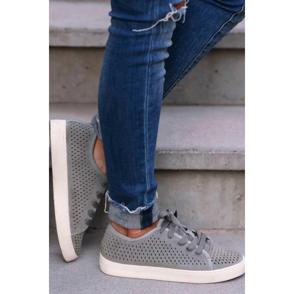 Breathable Hole Lace Up Round Toe Flat Sneakers