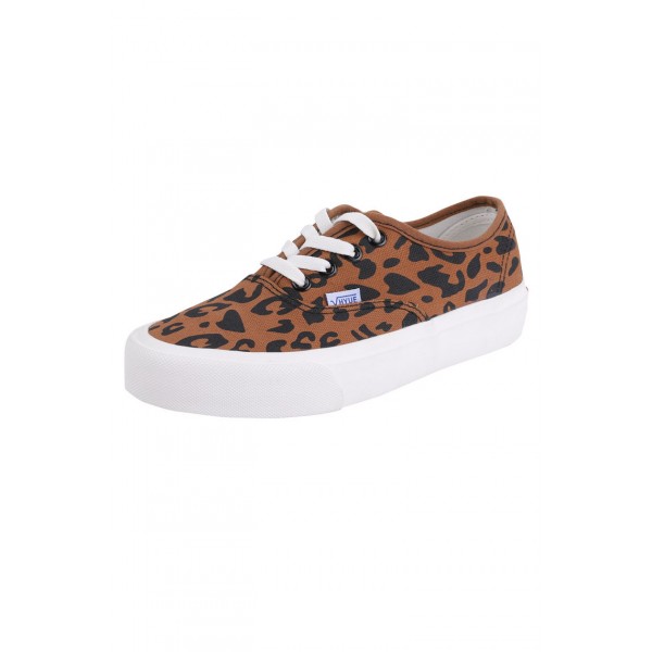 Leopard Lace Up Round Toe Flat Canvas Sneakers