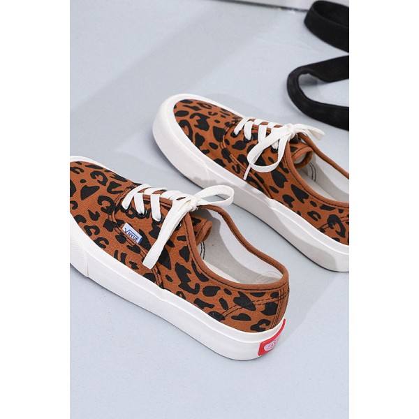 Leopard Lace Up Round Toe Flat Canvas Sneakers