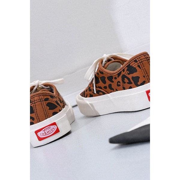 Leopard Lace Up Round Toe Flat Canvas Sneakers